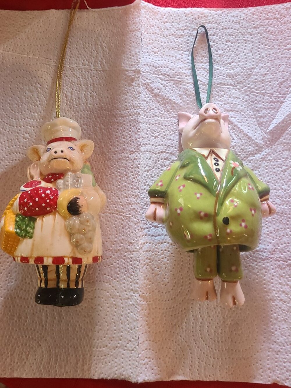 2 Hanging Ceramic Pigs Moving Legs Farmhouse Country Whimsical Pig